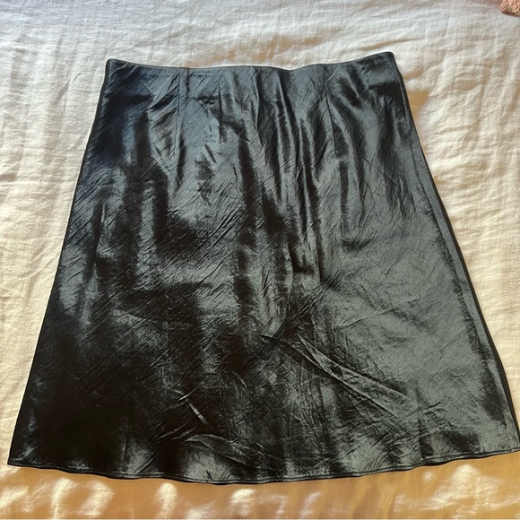 Black Babaton slip mini skirt - Picture 5 of 7